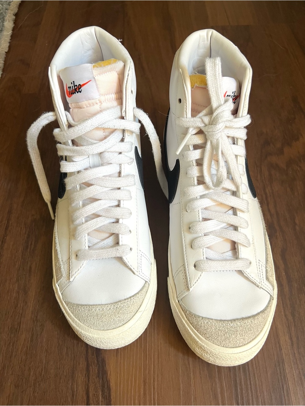2019
Nike Blazer Mid '77 Vintage 'White Black'